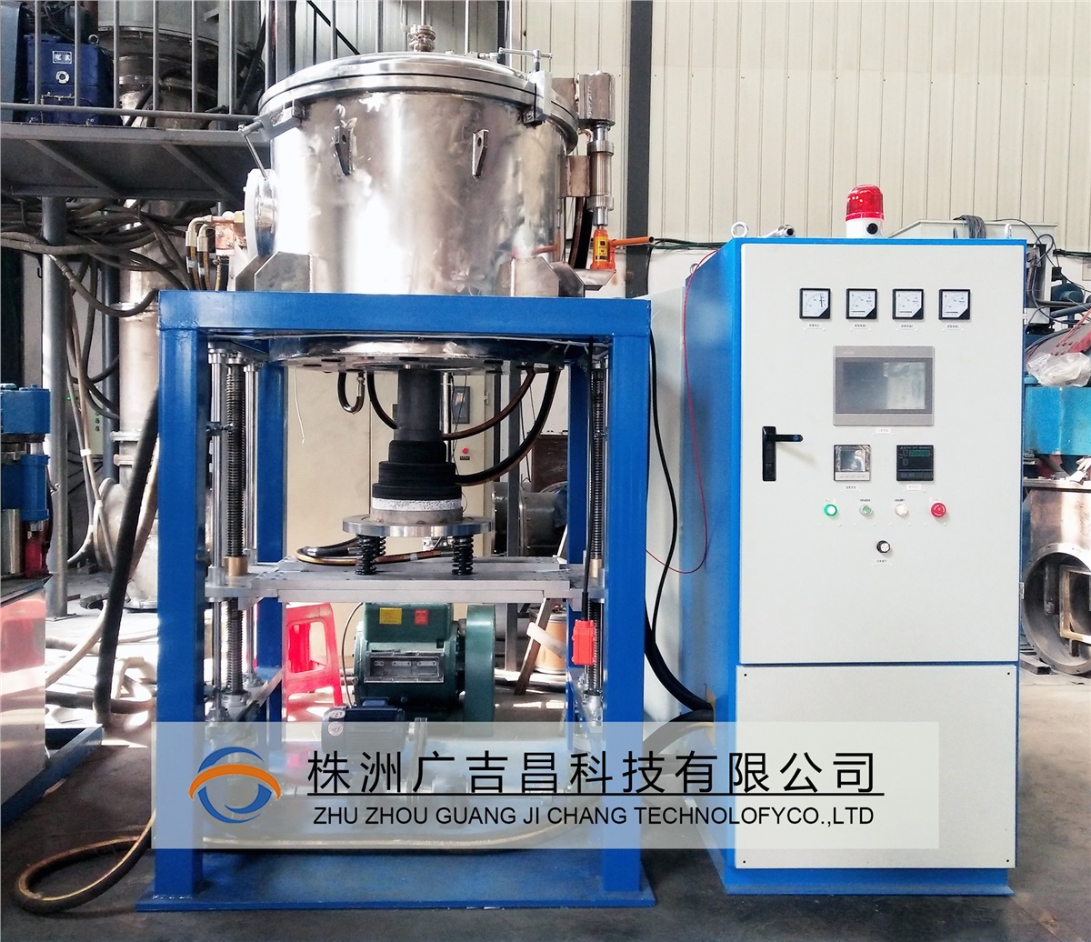 我司新型下出料石墨化炉设备发货